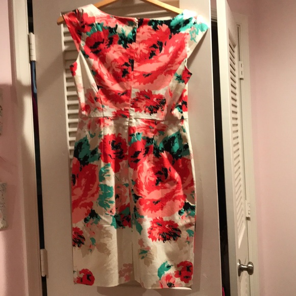Ann Taylor Petite Floral Shift Dress - Picture 2 of 4